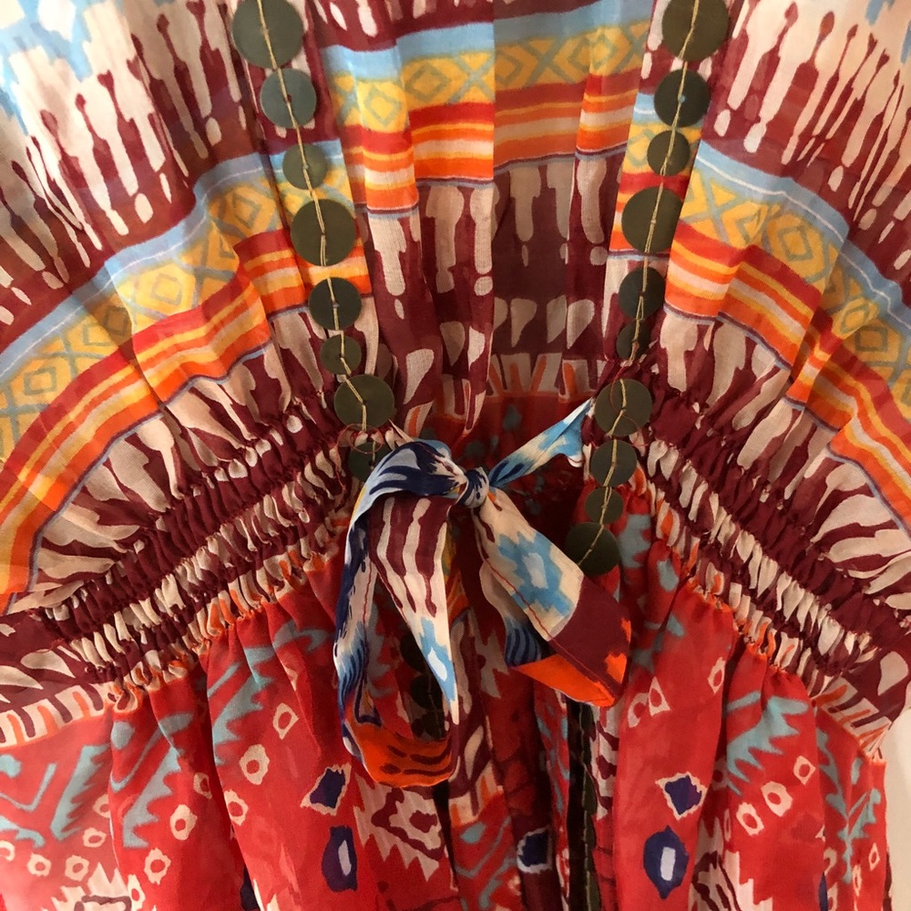 Patterned Wrap Blouse - Picture 2 of 4